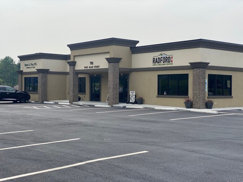 Primary Photo Of 701 W Main St, Radford Convenience Store For Lease