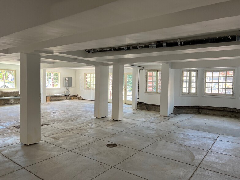 More Photos Of 1865-1879 Euclid Ave, Berkeley Apartments For Lease