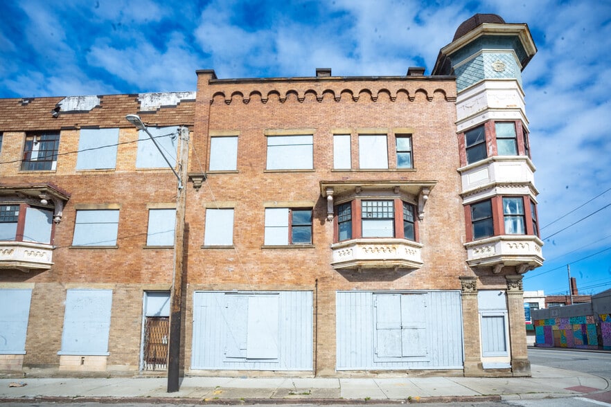 More Photos Of , Cleveland Unknown For Sale