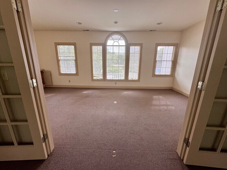 More Photos Of 25 Belden Ave, Norwalk Office For Lease