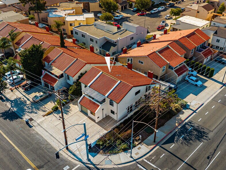 More Photos Of 4981 Pearce St, Huntington Beach Apartments For Sale