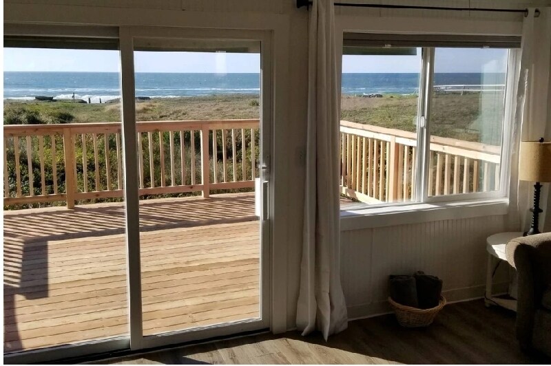 More Photos Of 95500 Highway 101 S, Yachats Hotel For Sale
