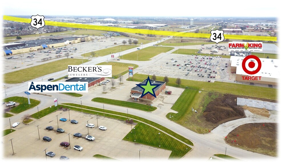 More Photos Of 403 S Gear Ave, West Burlington General Retail For Lease