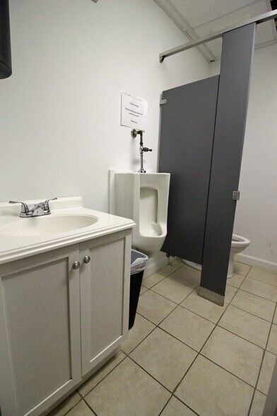 More Photos Of 80-82 Northboro Rd E, Marlborough Office For Sale