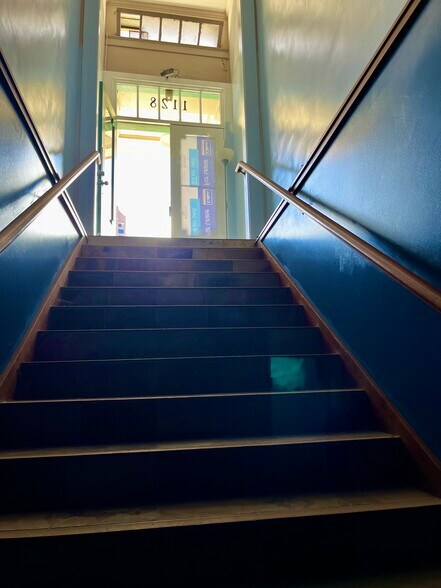 More Photos Of 1128 Smith St, Honolulu Office For Lease