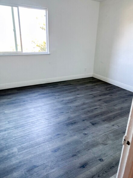 More Photos Of 448 Tewksbury Ave, Richmond Apartments For Sale