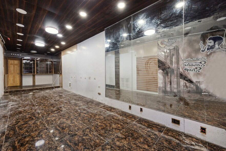 More Photos Of 946-948 1st Ave, New York Apartments For Lease