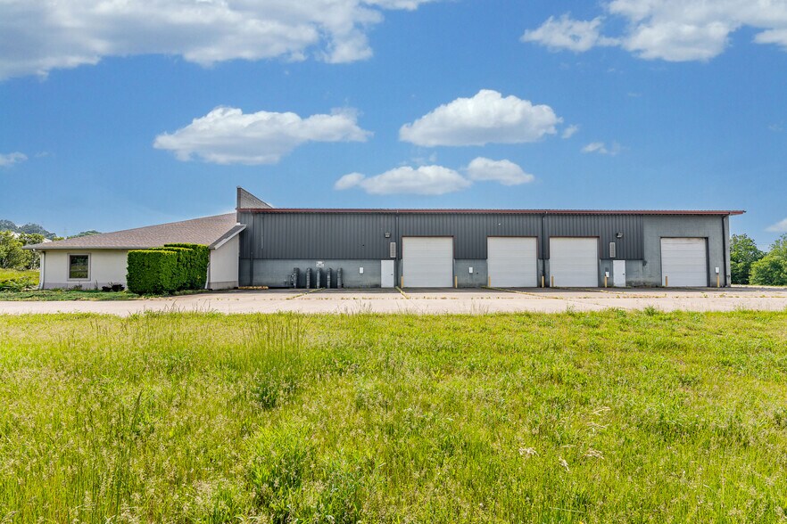 More Photos Of 55 Pleasants Industrial Park, Waverly Warehouse For Sale