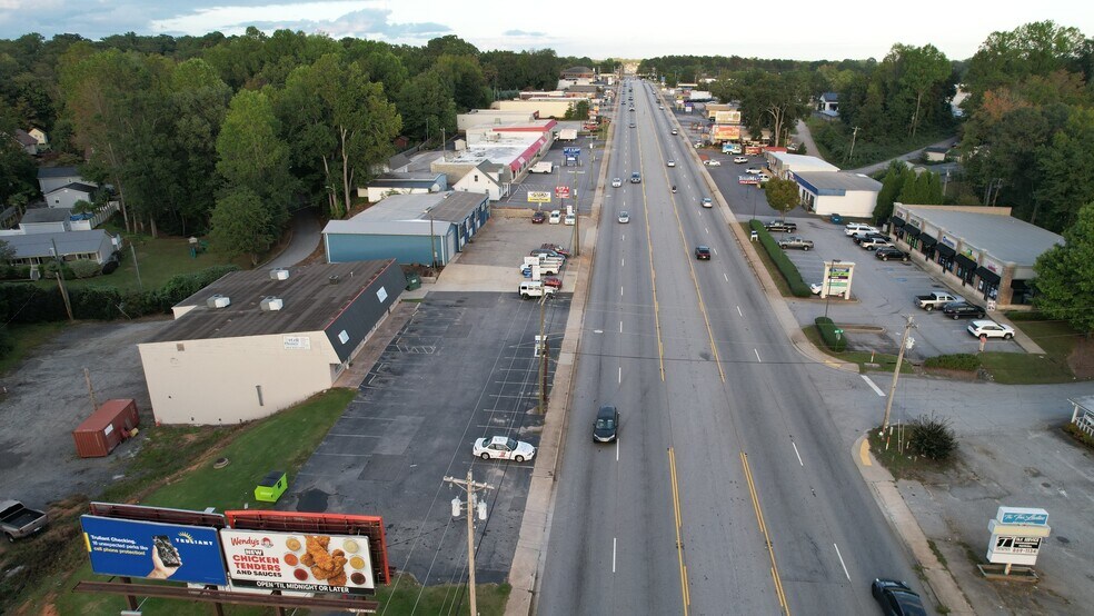 More Photos Of 6818 Calhoun Memorial Hwy, Easley Freestanding For Lease