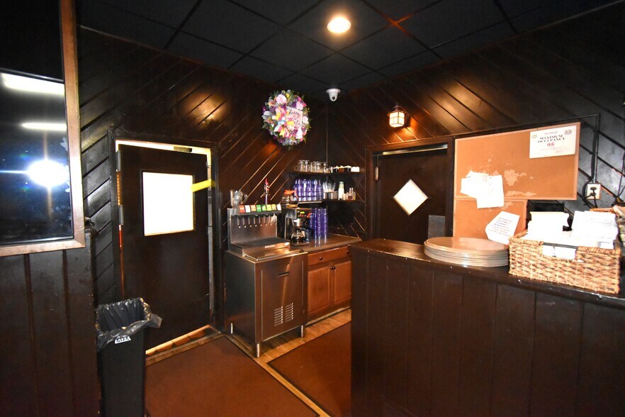 More Photos Of 1021 Rt-146, Clifton Park Restaurant For Sale
