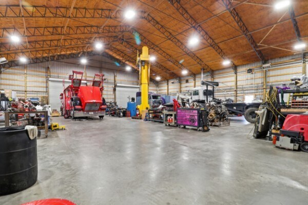 More Photos Of 1018 Abiff Rd, Bon Aqua Service For Sale