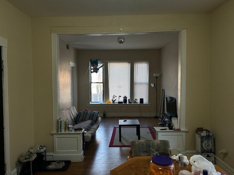 More Photos Of 1443-1445 W Taylor St, Chicago Storefront Retail Residential For Sale