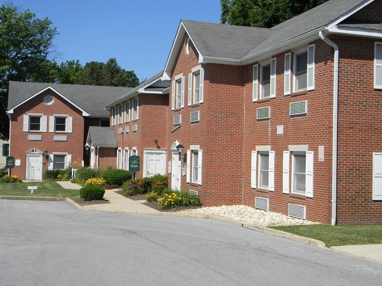 Primary Photo Of 105 E Evans St SW, West Chester Office For Lease