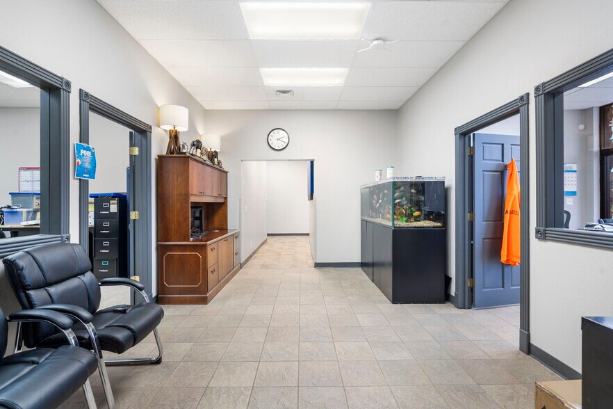 More Photos Of 2752 E Kearney St, Springfield Freestanding For Sale