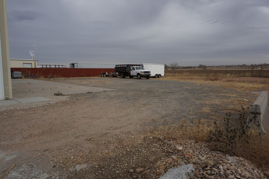 More Photos Of 820 N 9th Ave, Brighton Warehouse For Lease