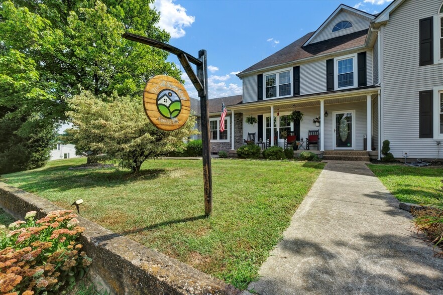 More Photos Of 110 Holy Cross Rd, Loretto Hospitality For Sale