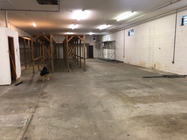 More Photos Of 255 Cross Keys Rd, Berlin Flex For Lease