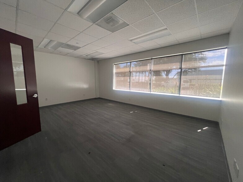 More Photos Of 5555 Ontario Mills Pky, Ontario Warehouse For Sale