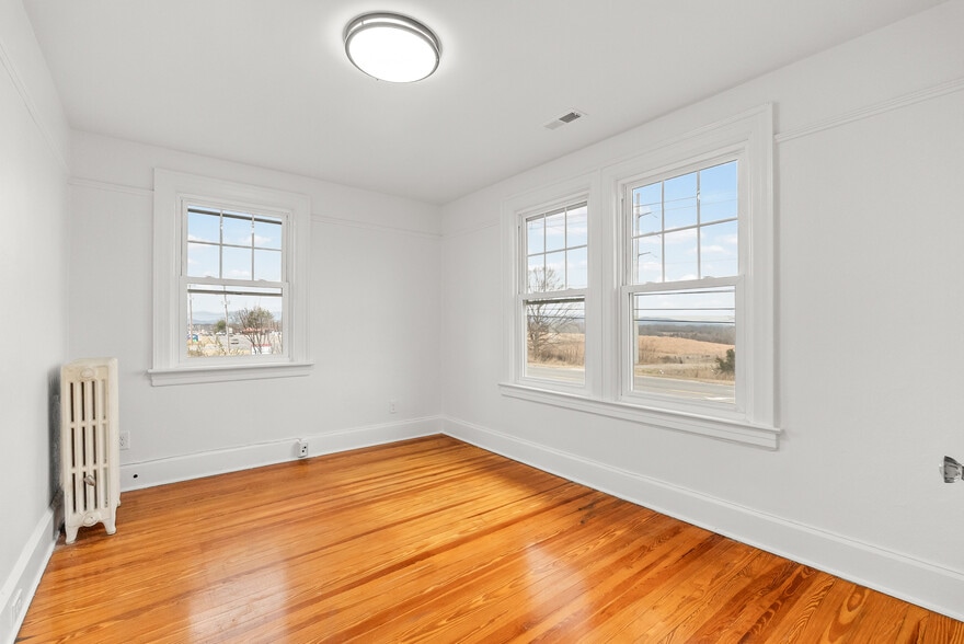 More Photos Of 15115 Forest Road, Forest Office For Lease