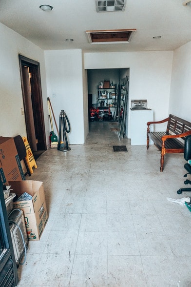 More Photos Of 1321 Sartori Ave, Torrance Storefront Retail Office For Lease