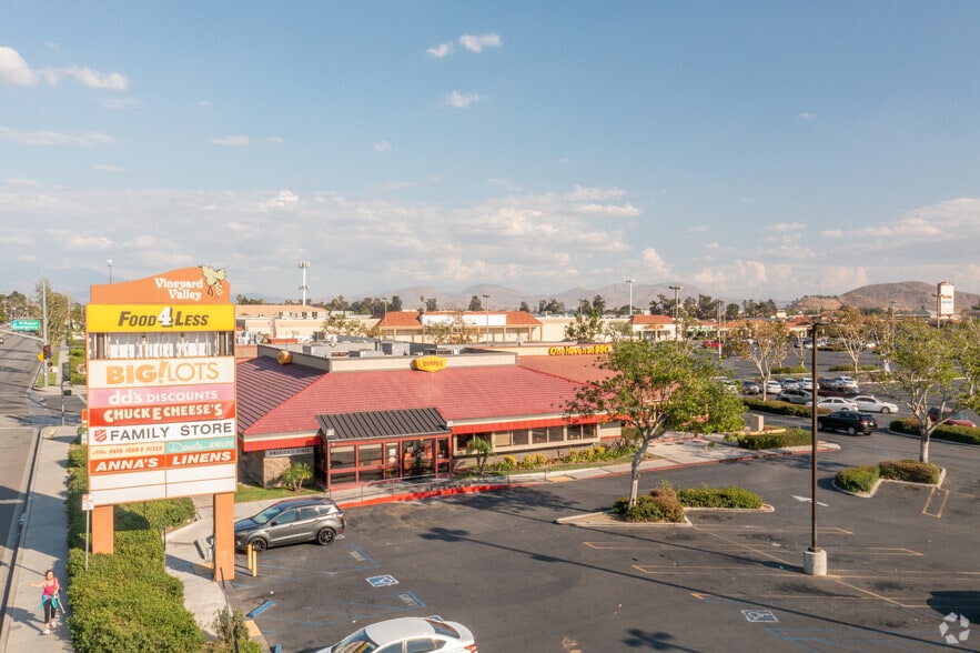 More Photos Of 17009 Valley Blvd, Fontana Unknown For Lease