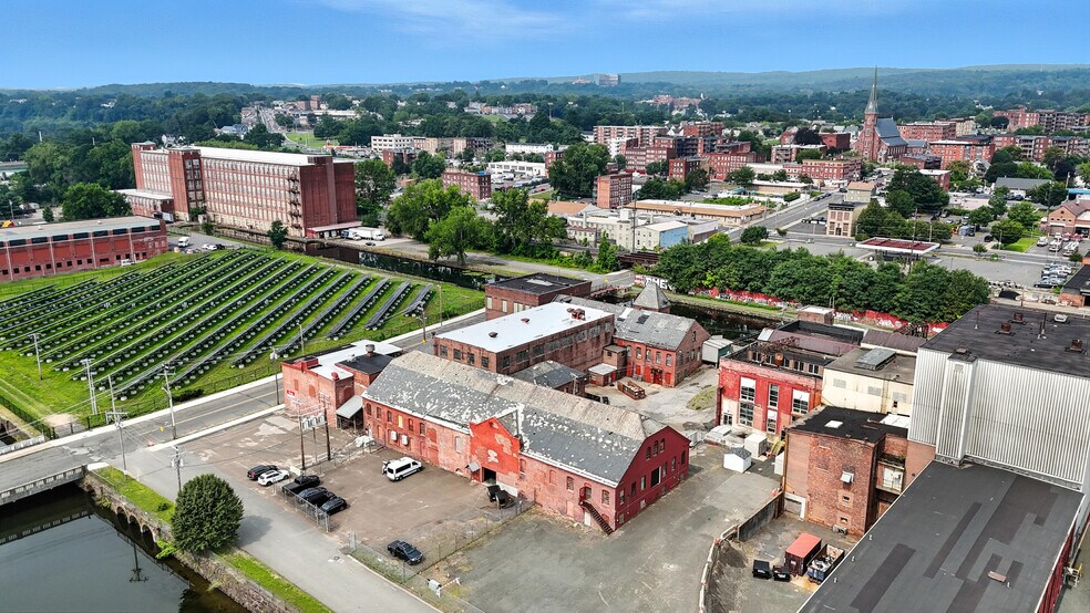 More Photos Of 81-85 Sargeant St, Holyoke Manufacturing For Lease