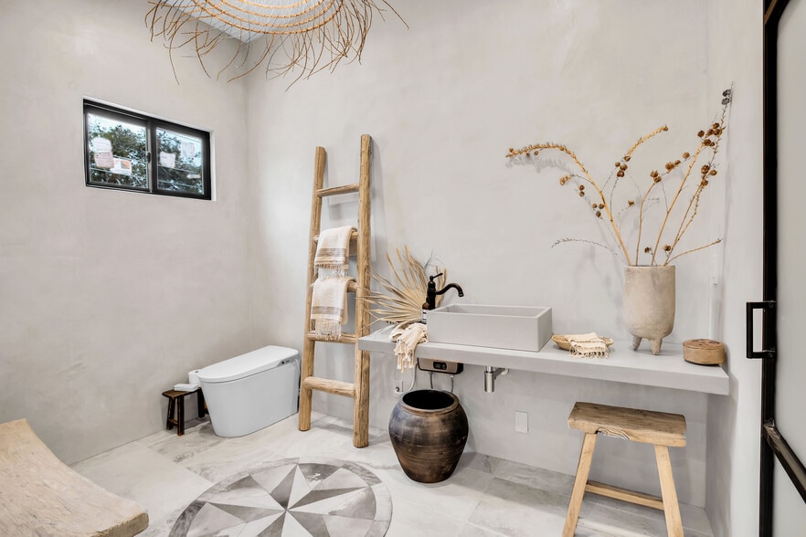 More Photos Of 56334-56336 29 Palms Hwy, Yucca Valley Storefront For Sale