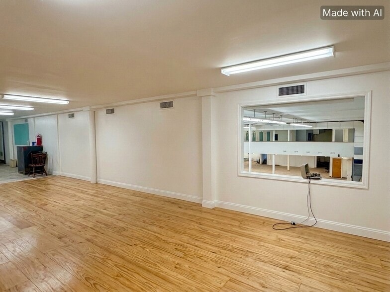 More Photos Of 202 Main Ave S, Twin Falls Coworking Space