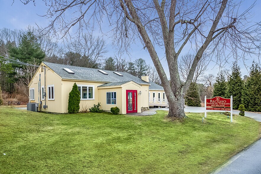 More Photos Of 11 Garden Rd, Plaistow Medical For Lease