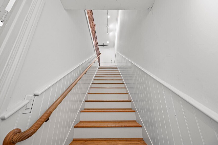 More Photos Of 2250 Union St, San Francisco Storefront Retail Office For Lease