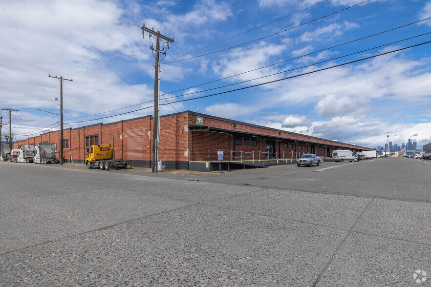 More Photos Of 4786-4790 1st Ave S, Seattle Warehouse For Lease