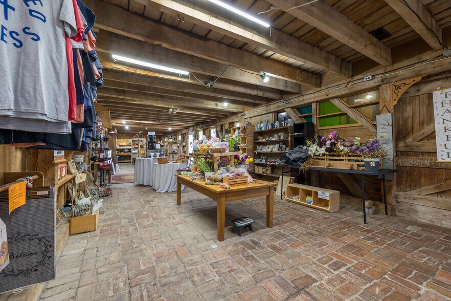 More Photos Of 8724 US Highway 68 N, West Liberty General Retail For Sale