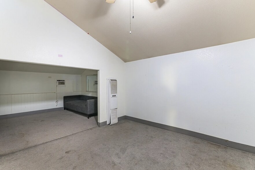 More Photos Of 805 1/2 W Richmond St, Boise Schools For Sale