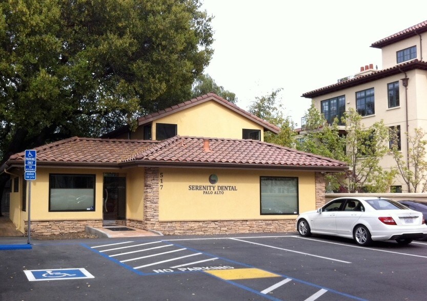 Primary Photo Of 517 Byron St, Palo Alto Medical For Lease