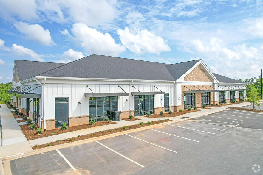 Primary Photo Of 1182 Stonecrest Blvd, Fort Mill Medical For Lease