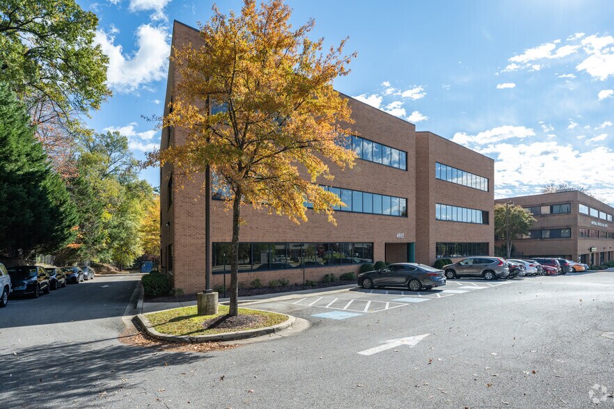 More Photos Of 6915 Laurel Bowie Rd, Bowie Medical For Lease