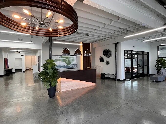 More Photos Of 513-515 English Rd, High Point Office For Lease