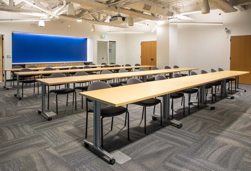 More Photos Of 12 Mountfort St, Portland Office For Lease