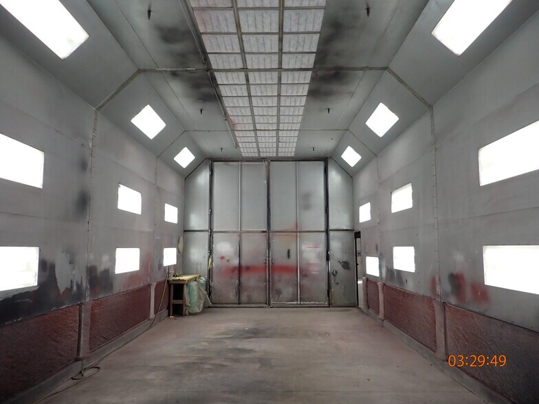 More Photos Of 301 S Bloomington St, Lowell Warehouse For Sale