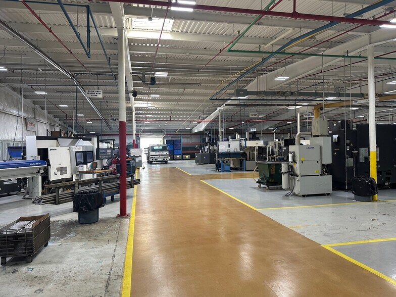 More Photos Of 1000 Auburn Dr, Auburn Warehouse For Sale