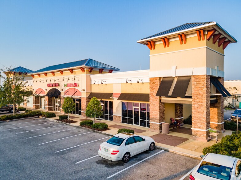 More Photos Of State Road 54 @ State Road 54 and Mentmore Blvd, Land O' Lakes Unknown For Lease