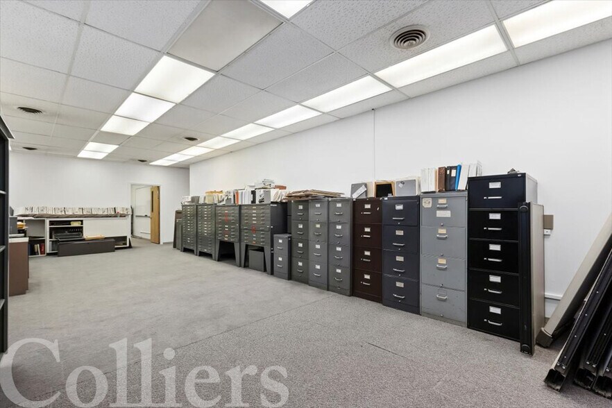 More Photos Of 216 S Park Ave W, Twin Falls Warehouse For Sale