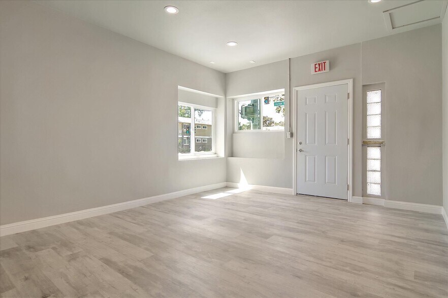 More Photos Of 298 N 7th St, San Jose Office Residential For Sale