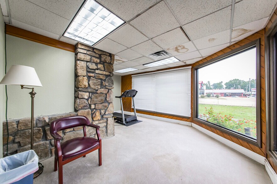 More Photos Of 2911 Pine St, Arkadelphia Medical For Sale