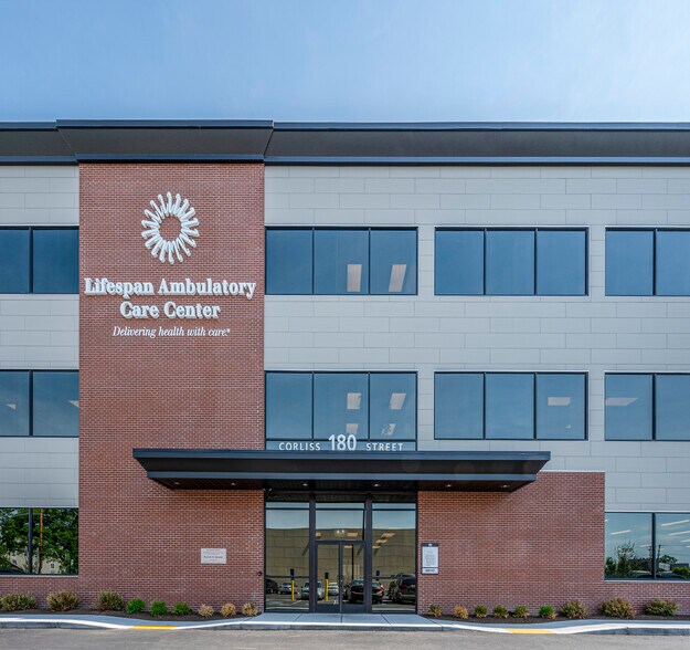 More Photos Of 146-148 W River St, Providence Medical For Lease