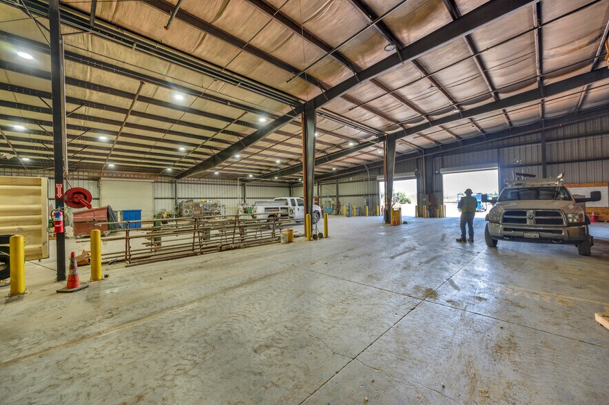 More Photos Of 13400 Hanford Armona Rd, Hanford Manufacturing For Lease