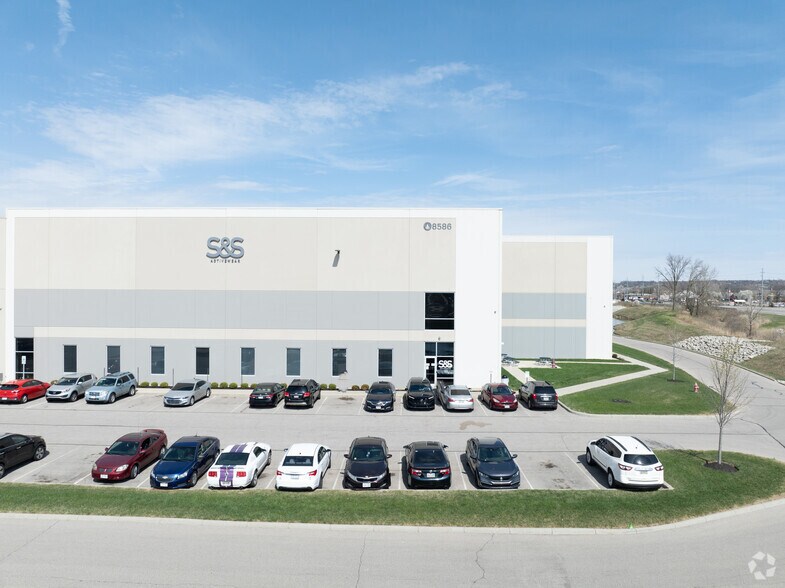 More Photos Of 4600 Brate Dr, West Chester Unknown For Lease