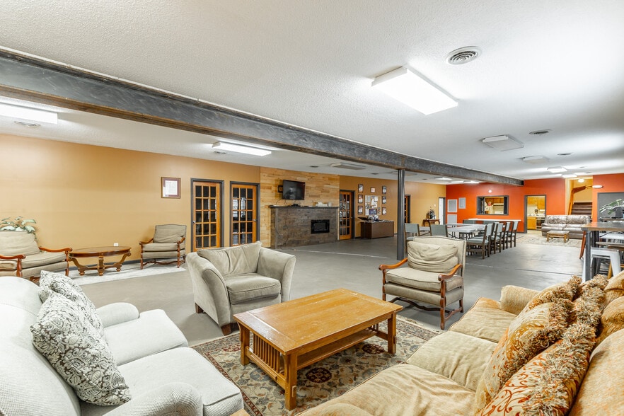 More Photos Of 4062 S Access Rd, Chattanooga Religious Facility For Sale