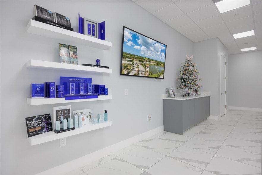 More Photos Of 22904 Lyden Dr, Estero Medical For Sale