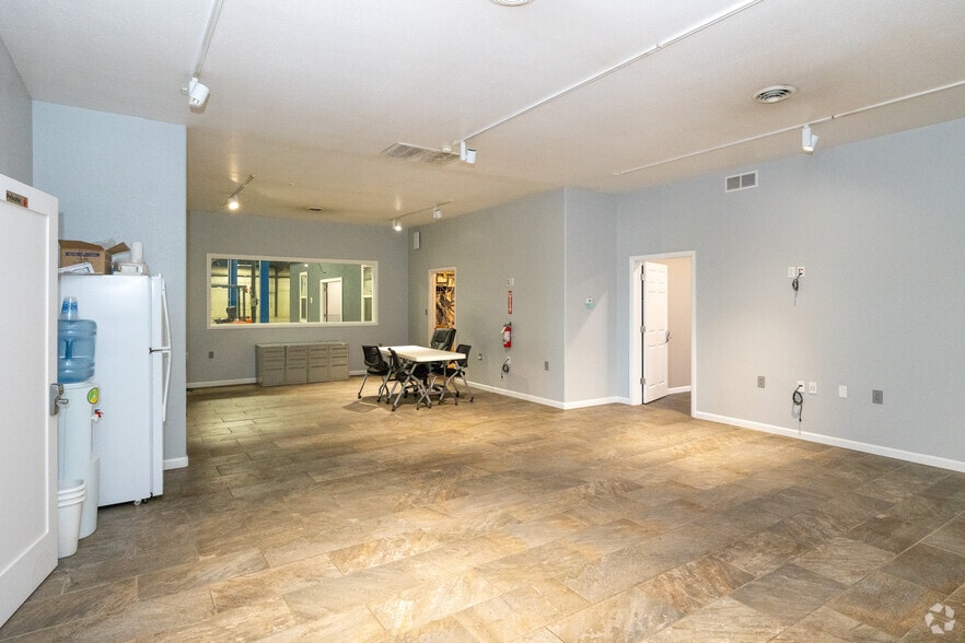 More Photos Of 12555 Energy Rd, Fort Morgan Manufacturing For Lease